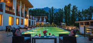 banner-3-rah-bagh-1400x500-1